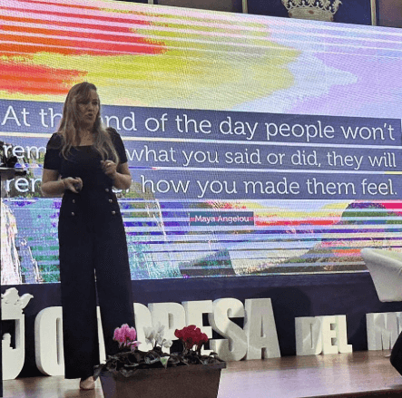 Silvia Mogas on stage